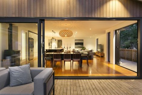 Photo of property in 75 Minnehaha Avenue, Titirangi, Auckland, 0604