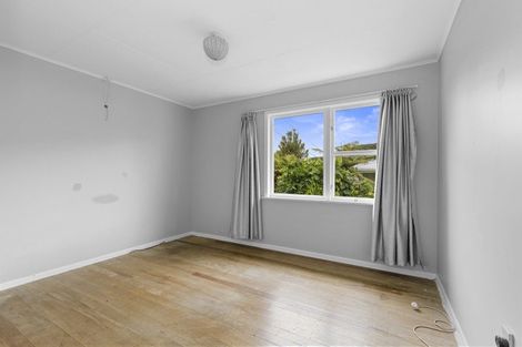 Photo of property in 4 Parenga Street, Wainuiomata, Lower Hutt, 5014
