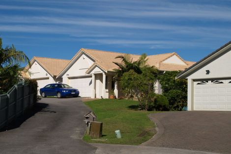 Photo of property in 2/25 Casabella Court, Northpark, Auckland, 2013