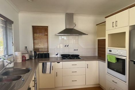 Photo of property in 16b Gemini Place, Kawaha Point, Rotorua, 3010