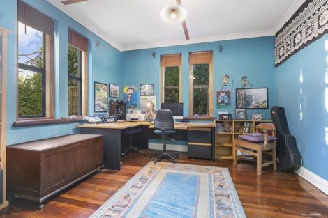 Photo of property in 212 Barnard Street, Wadestown, Wellington, 6012