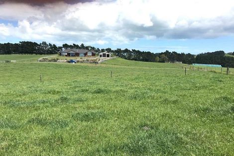 Photo of property in 28 Opoia Drive, Awhitu, 2684