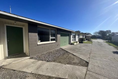 Photo of property in 9 Farnborough Street, Aranui, Christchurch, 8061