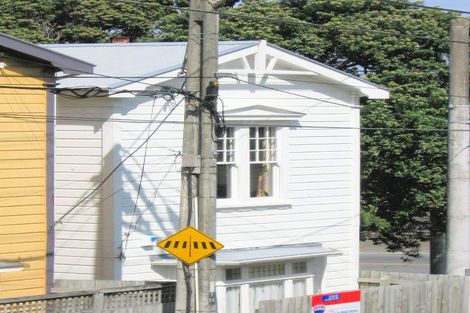 Photo of property in 147 Wallace Street, Mount Cook, Wellington, 6021