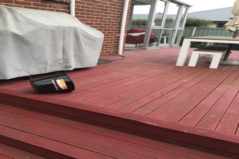 Photo of property in 26 Fovant Street, Russley, Christchurch, 8042