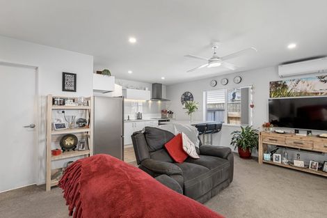 Photo of property in 214/11 Kamahi Crescent, Papamoa Beach, Papamoa, 3118