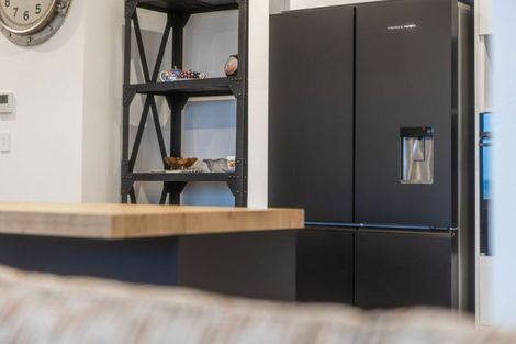 Photo of property in 24 Tower Crescent, Durie Hill, Whanganui, 4500