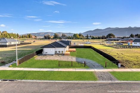 Photo of property in 102 Tukare Loop, Te Anau, 9600