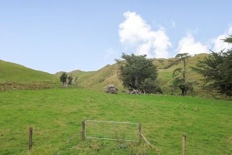 Photo of property in 420 Mangaoranga Road, Eketahuna, 4993
