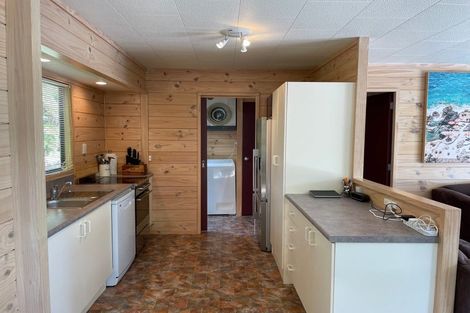 Photo of property in 58 Kinloch Road, Kinloch, Taupo, 3377