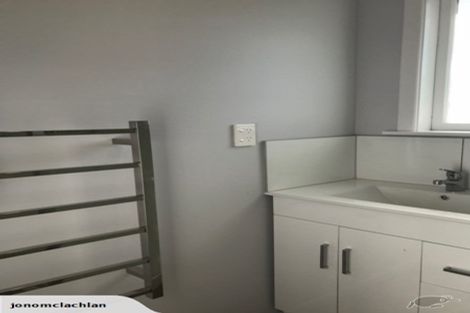 Photo of property in 12 Mascot Avenue, Mangere, Auckland, 2022