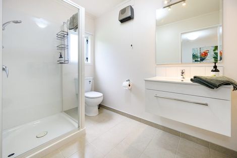 Photo of property in 8 Waterloo Crescent, Hokowhitu, Palmerston North, 4410