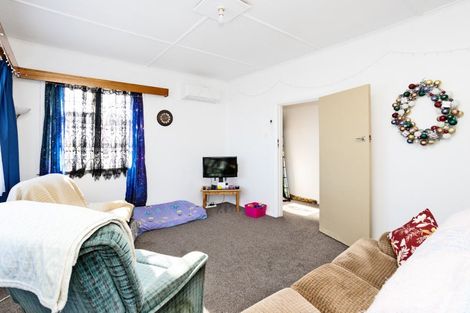 Photo of property in 443 Tay Street, Turnbull Thomson Park, Invercargill, 9810