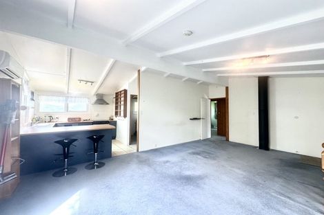 Photo of property in 89 Thurleigh Grove, Karori, Wellington, 6012