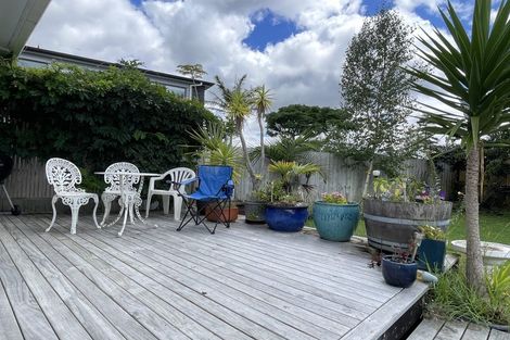 Photo of property in 118a Wellington Street, Howick, Auckland, 2014