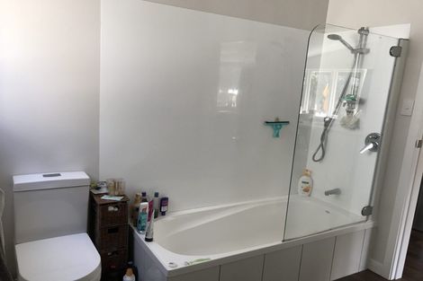 Photo of property in 38 Rua Street, Lyall Bay, Wellington, 6022