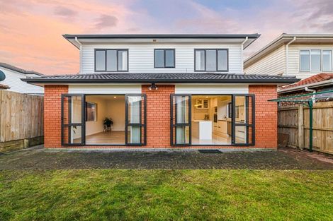 Photo of property in 3 Magnolia Place, Flat Bush, Auckland, 2016