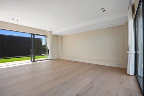 Photo of property in 43 Bristol Freighter Road, Hobsonville, 0616
