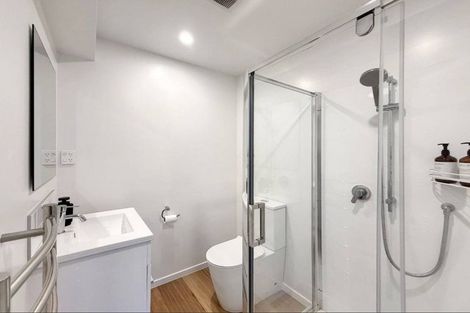 Photo of property in 56 Rangiora Avenue, Kaiwharawhara, Wellington, 6035
