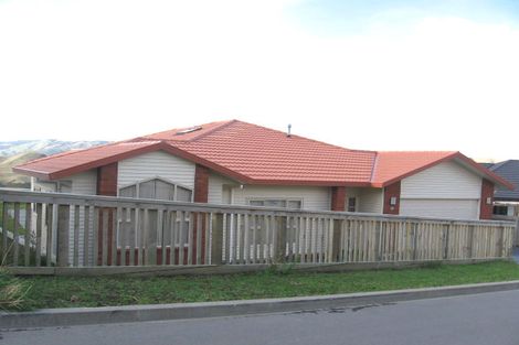 Photo of property in 21 Sandybrow, Churton Park, Wellington, 6037