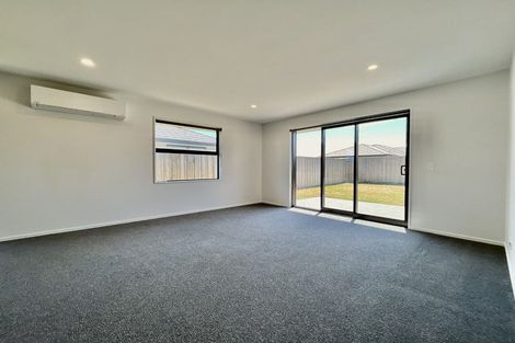 Photo of property in 14 Eileen Way, Rolleston, 7615