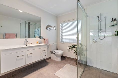 Photo of property in 45 Dunkeld Drive, Papamoa, 3118