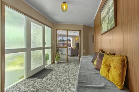 Photo of property in 9 Severn Place, Spotswood, New Plymouth, 4310