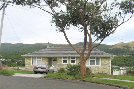 Photo of property in 14 Massey Street, Tawa, Wellington, 5028