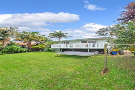 Photo of property in 44a Riserra Drive, Ranui, Auckland, 0612