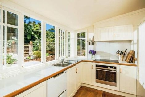 Photo of property in 5 Ringwood Street, Torbay, Auckland, 0630