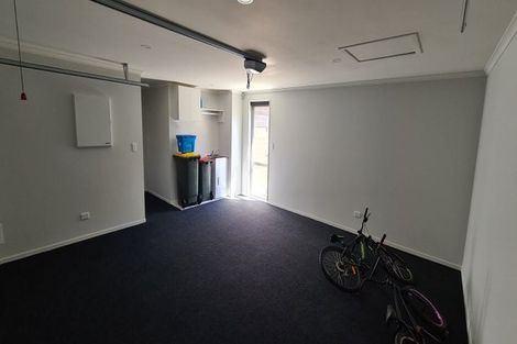 Photo of property in 15 Arahi Place, Rototuna North, Hamilton, 3210
