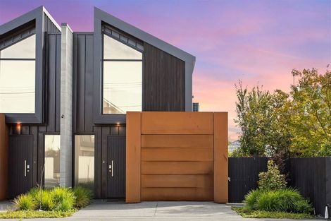 Photo of property in 2/151 Edgeware Road, Edgeware, Christchurch, 8013