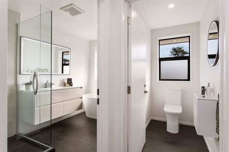 Photo of property in 92 Leistrella Road, Hoon Hay, Christchurch, 8025