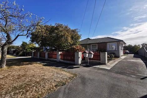 Photo of property in 11 Manor Place, Bryndwr, Christchurch, 8053