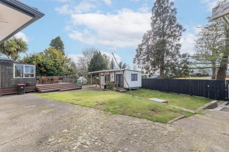 Photo of property in 2 Dunkeld Place, Tokoroa, 3420