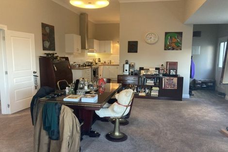 Photo of property in 40 Garden Road, Northland, Wellington, 6012