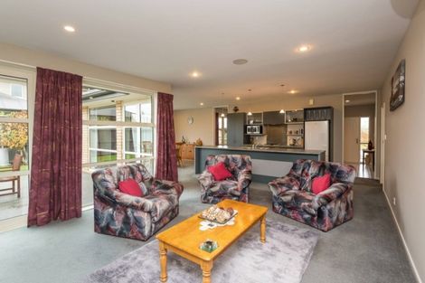 Photo of property in 27 Mistral Road, Northwood, Christchurch, 8051
