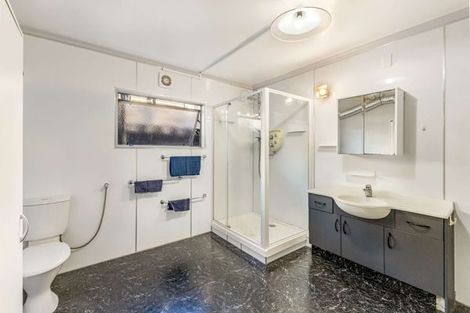 Photo of property in 84 Pioneer Road, Moturoa, New Plymouth, 4310