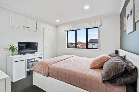 Photo of property in 73d Nile Road, Milford, Auckland, 0620
