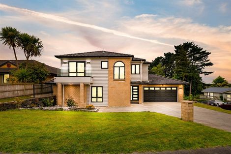 Photo of property in 14 Bradnor Meadows Drive, Swanson, Auckland, 0612