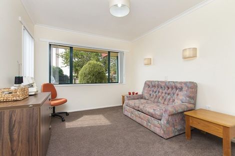 Photo of property in 80b Kayes Road, Pukekohe, 2120