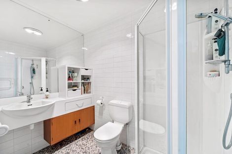 Photo of property in 34 Awanui Crescent, Matakana, 0985