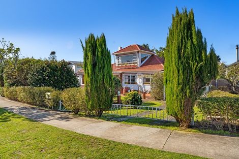 Photo of property in 22 Budleigh Street, Frankleigh Park, New Plymouth, 4310
