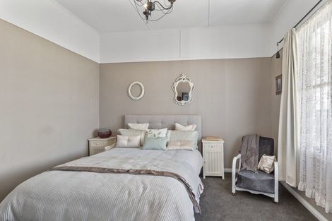 Photo of property in 39 Mako Mako Road, Levin, 5510