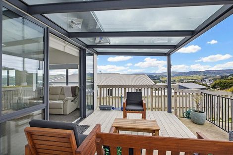 Photo of property in 10a Polestar Lane, Whitby, Porirua, 5024