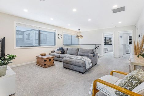 Photo of property in 3 Hea Road, Hobsonville, Auckland, 0616