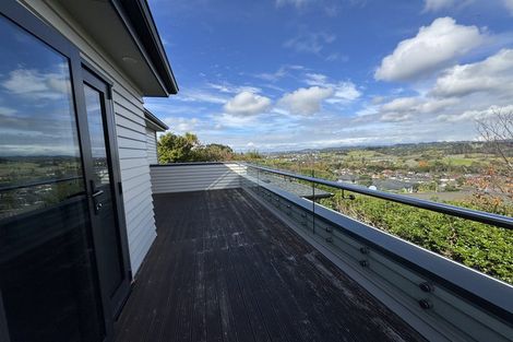 Photo of property in 276a Sturges Road, Henderson, Auckland, 0612