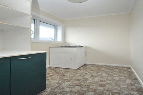 Photo of property in 20 Matipo Road, Te Atatu Peninsula, Auckland, 0610