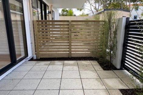 Photo of property in 2/445 Hibiscus Coast Highway, Orewa, 0931