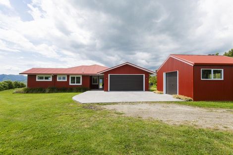 Photo of property in 232 Gaddums Hill Road, Outer Kaiti, Gisborne, 4010